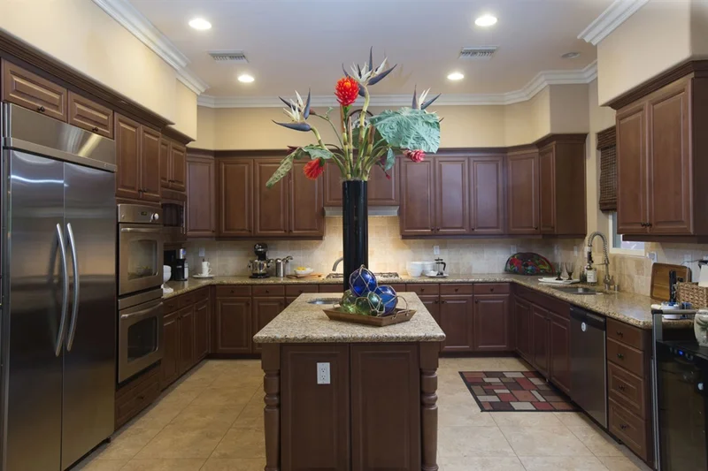 2563 Fire Mountain Dr, Oceanside, CA 92054