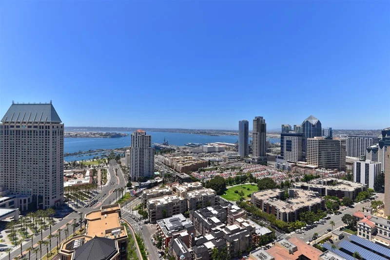 550 Front St #3103, San Diego, CA 92101