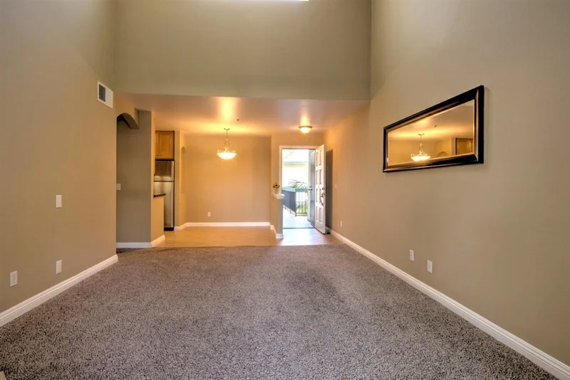 5525 Shasta Ln 306, La Mesa, CA 91942