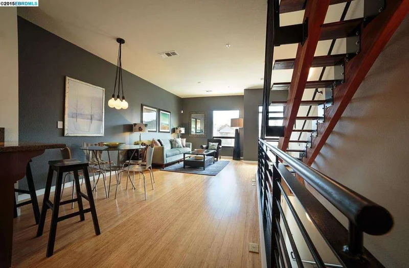 1233 Wood Street, Oakland, CA 94607