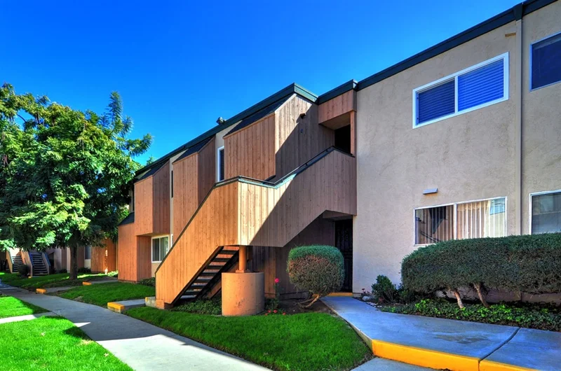 8741 Lake Murray Blvd. #8, San Diego, CA 92119