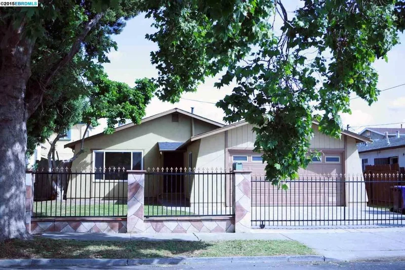 509 Florida, Richmond, CA 94804-2227