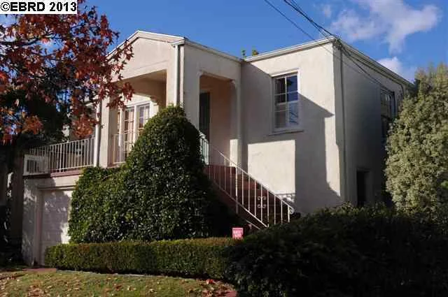 85 Cambridge Way, Piedmont, CA 94611-4327