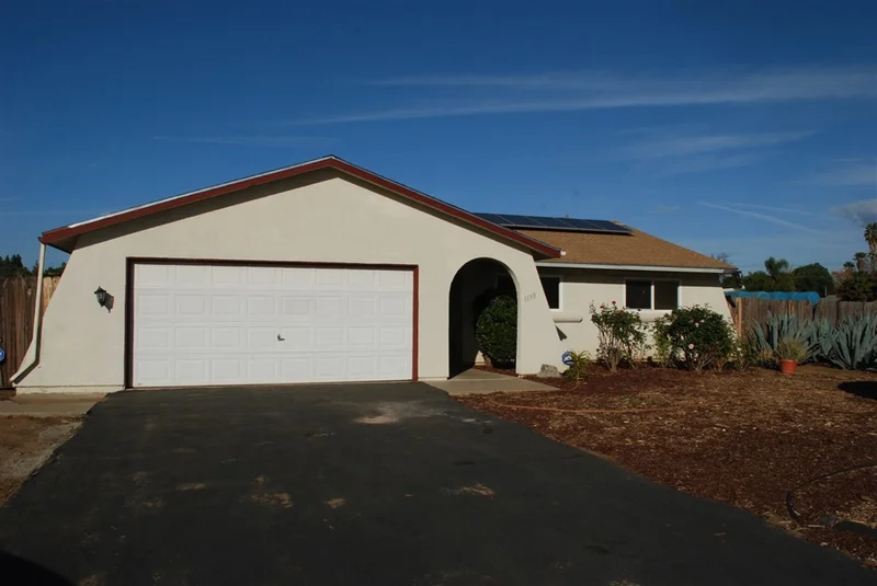 1150 Hamilton Lane, Escondido, CA 92029