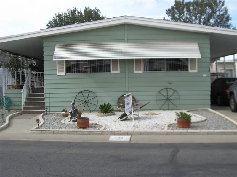27601 Sun City Blvd #108, Sun City, CA 92586