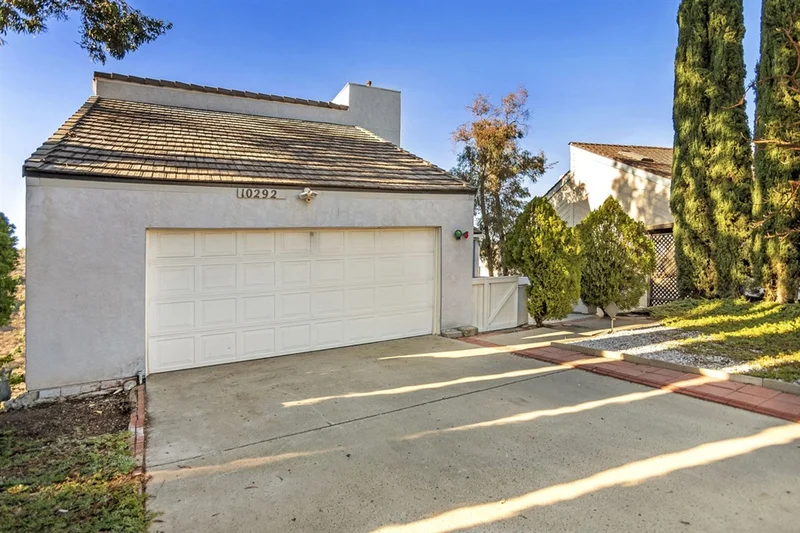 10292 Viacha Drive, San Diego, CA 92124