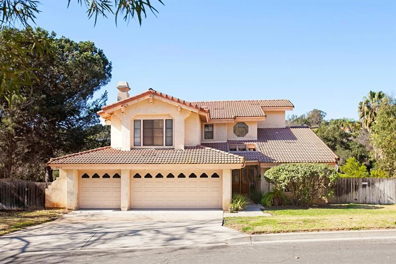 2951 La Trieste Place, Escondido, CA 92025