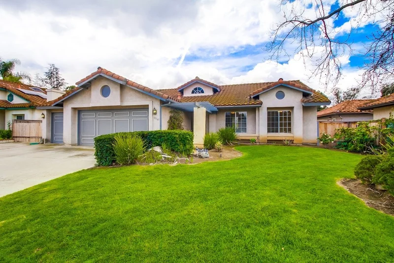 11567 Calle Albara, El Cajon, CA 92019