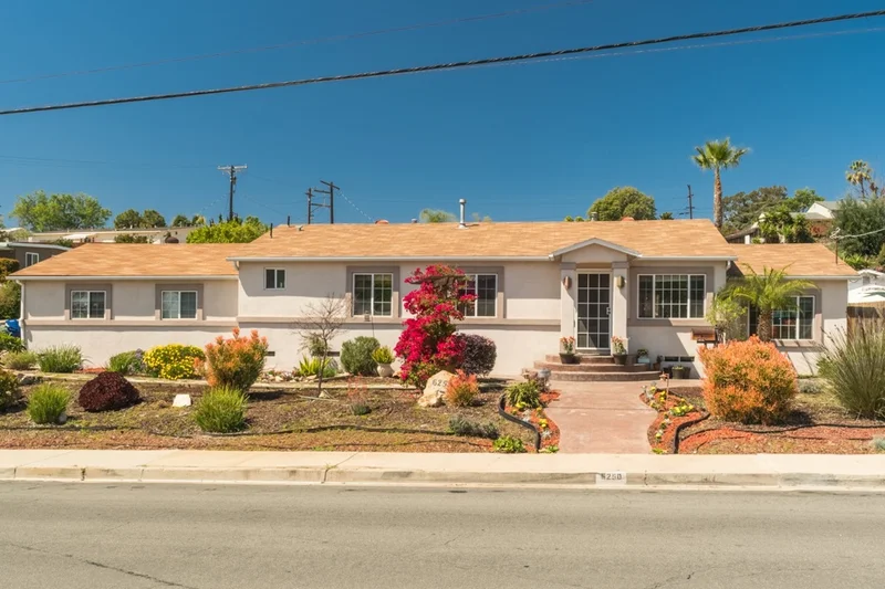 6250 Severin, La Mesa, CA 91942