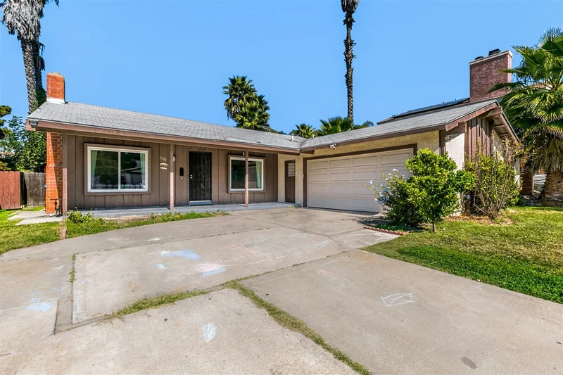 1136 Armacost Rd, San Diego, CA 92114