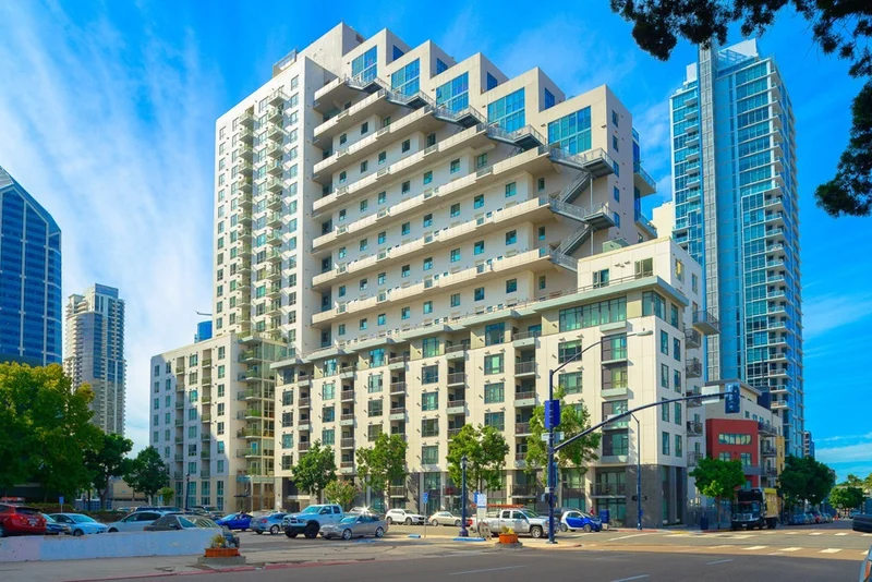 1240 India Street #708, San Diego, CA 92101