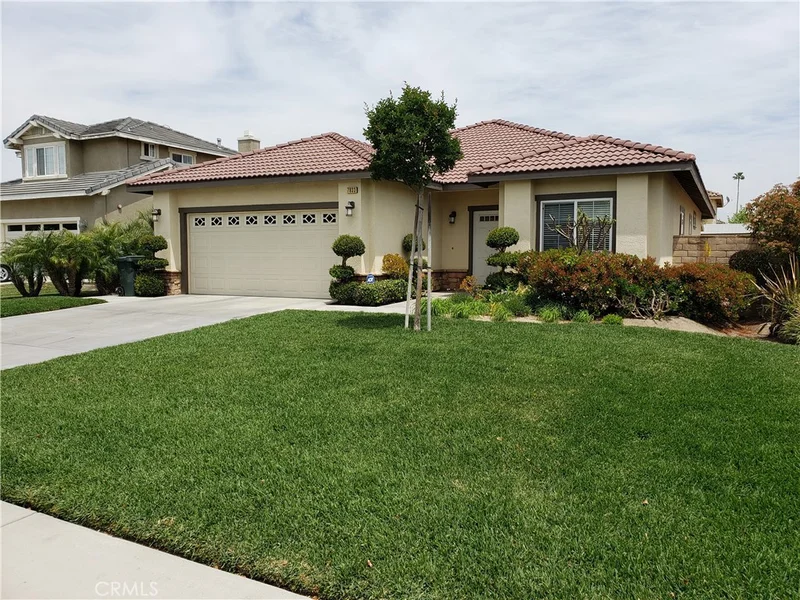 7833 Blackhawk, Fontana, CA 92336