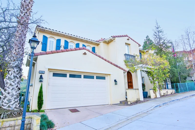 2555 Ridgegate Row, La Jolla, CA 92037