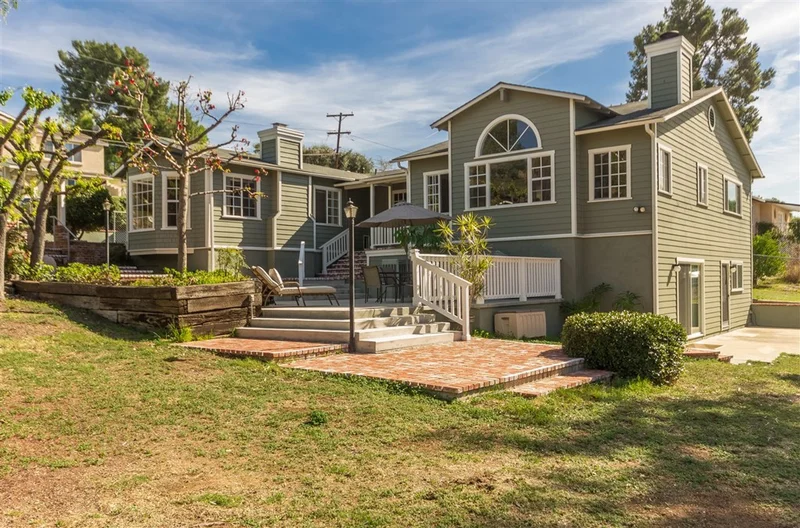 10081 Sierra Madre, Spring Valley, CA 91977