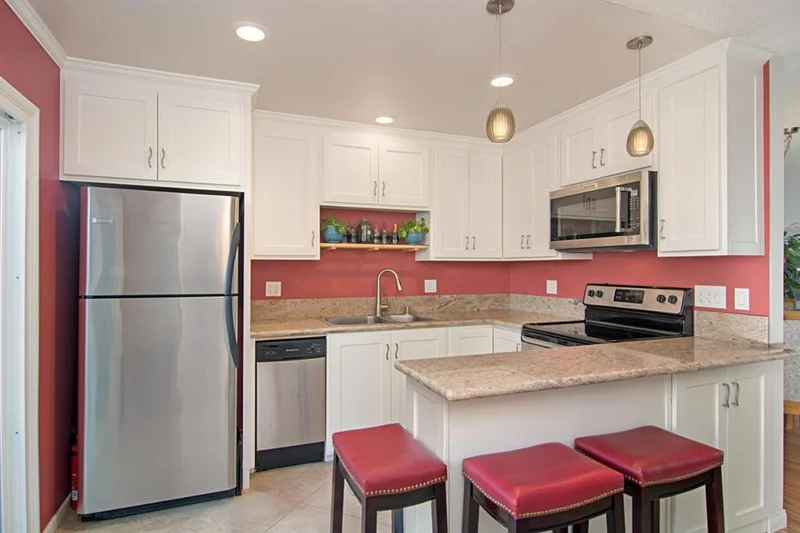 7953 Camino Kiosco, San Diego, CA 92122