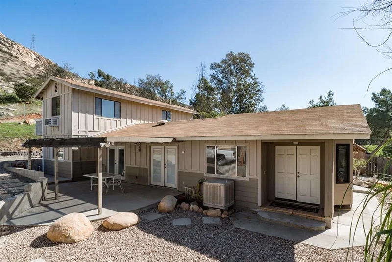 11519 Rocky Lane, Lakeside, CA 92040