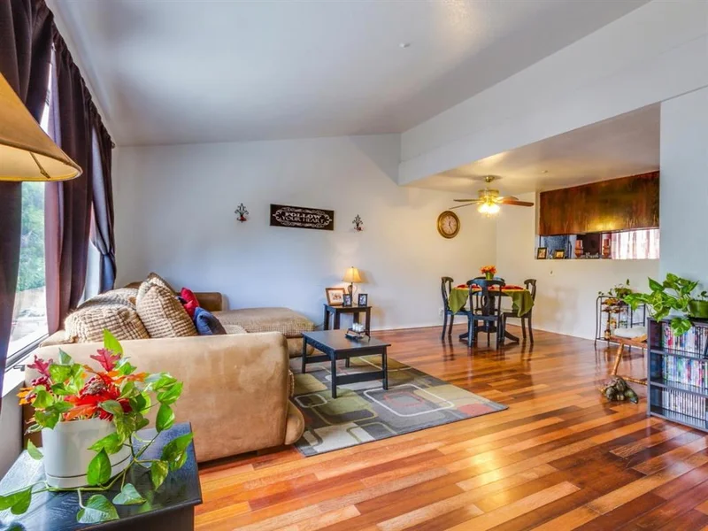 8866 Lamar #6, Spring Valley, CA 91977