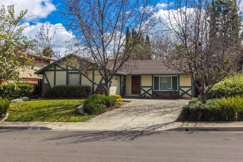 12243 Buckskin Trl, Poway, CA 92064