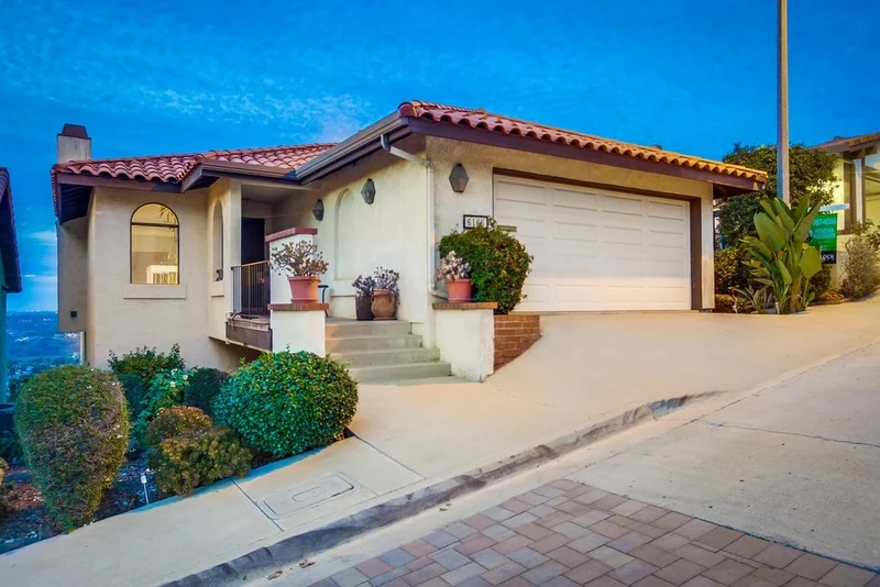 6166 Caminito Sacate, San Diego, CA 92120
