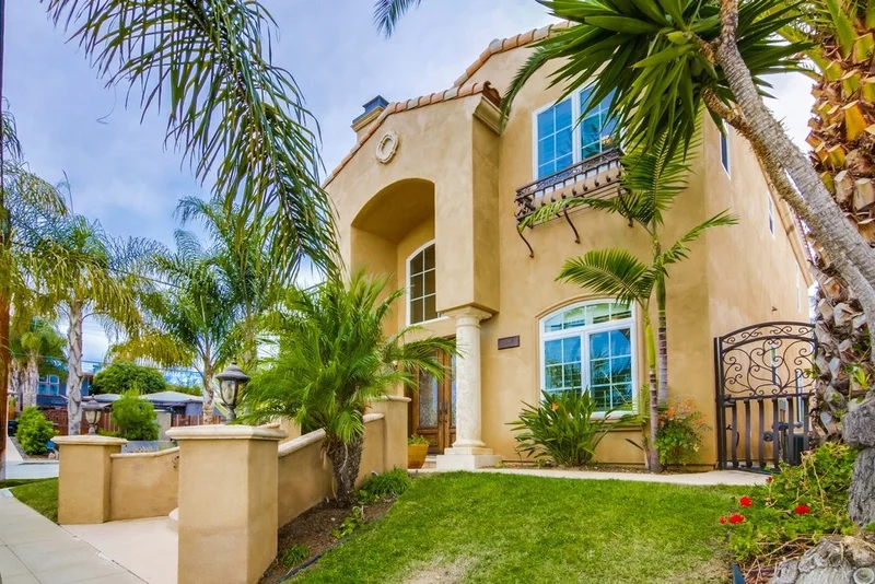 1230 Brookes Ave, San Diego, CA 92103