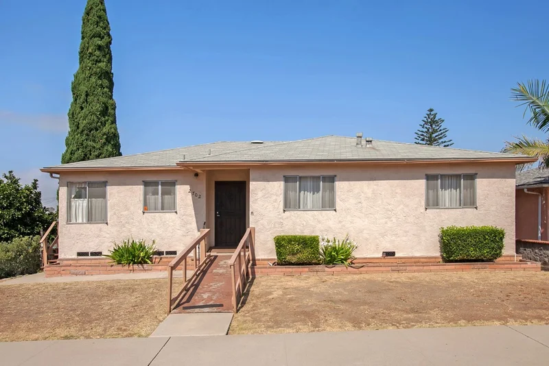 2702 Blackton Dr, San Diego, CA 92105