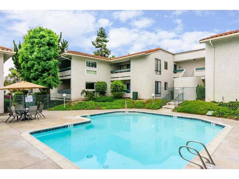 2304 Altisma Way #110, Carlsbad, CA 92009
