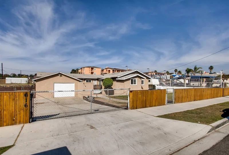 616 Crested Butte, Chula Vista, CA 91911
