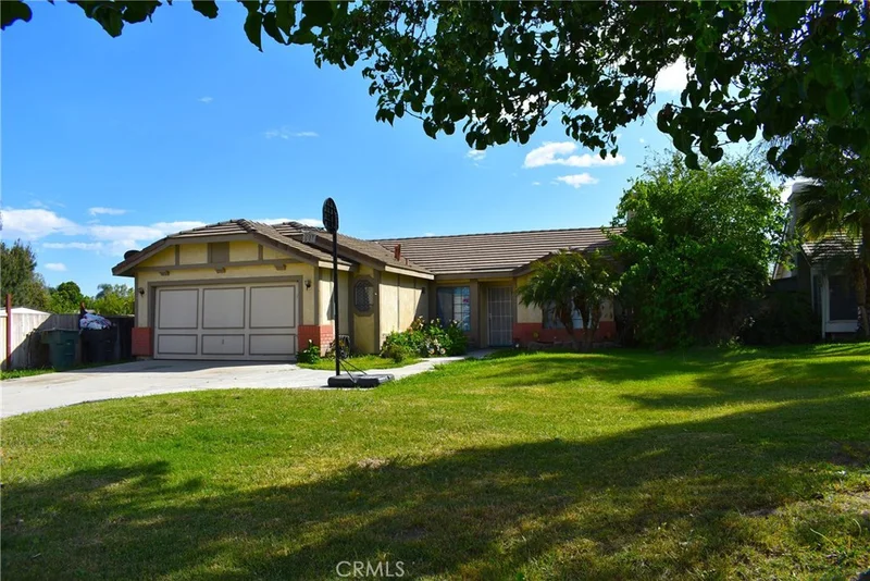 4514 Columbia, Riverside, CA 92501