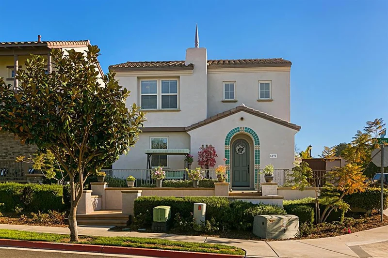 6191 Blue Dawn Trl, San Diego, CA 92130