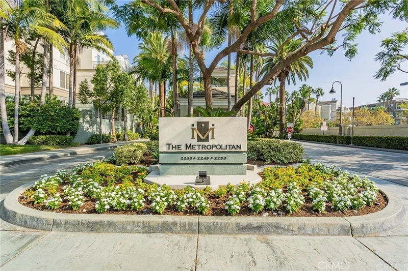 2243 Martin #207, Irvine, CA 92612