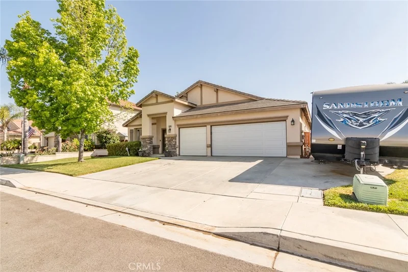 25346 Robinson Creek, Menifee, CA 92584