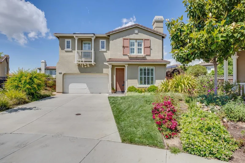 1040 Banyan, San Jose, CA 95131