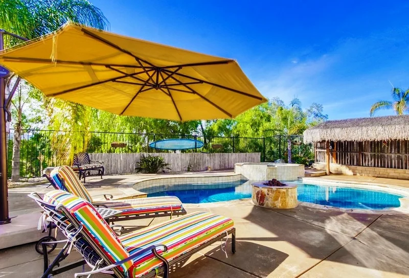 547 Dundee Ln, San Marcos, CA 92069