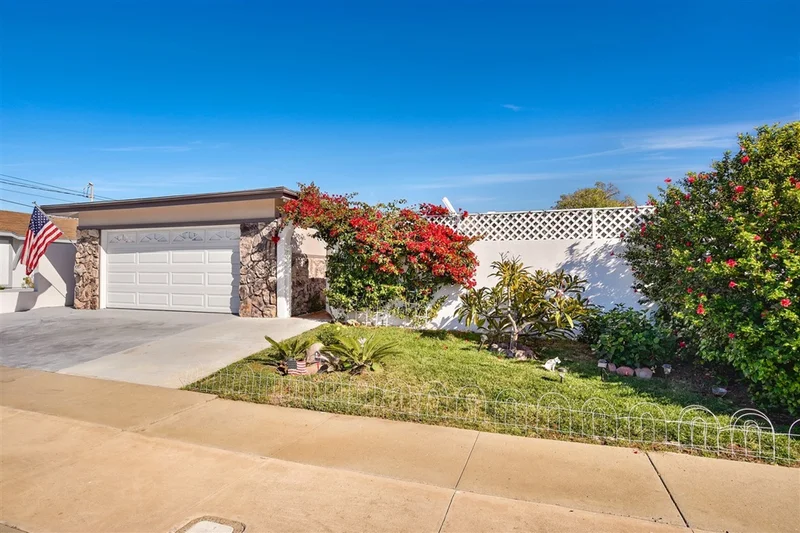 4173 Dellwood St, San Diego, CA 92111