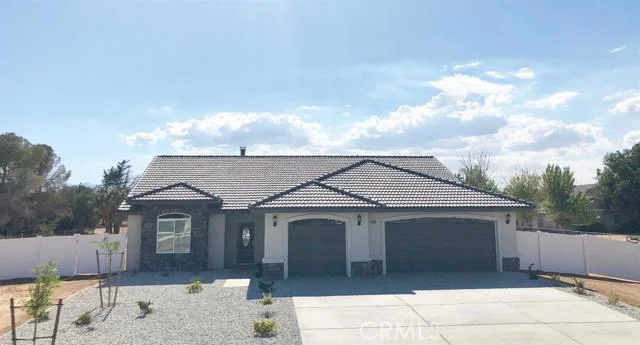 18630 Plumas, Hesperia, CA 92345