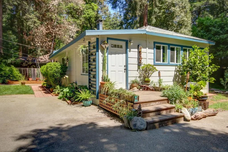 11258 Center St, Brookdale, CA 95007
