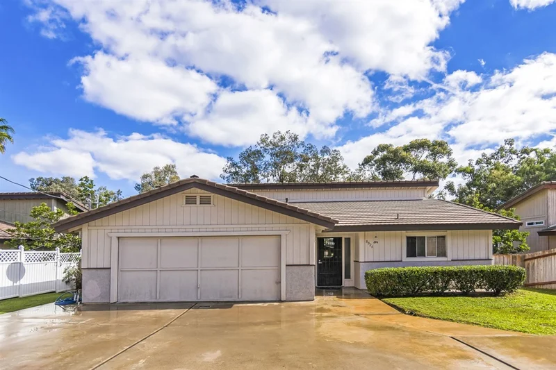 8826 Golf Dr., Spring Valley, CA 91977