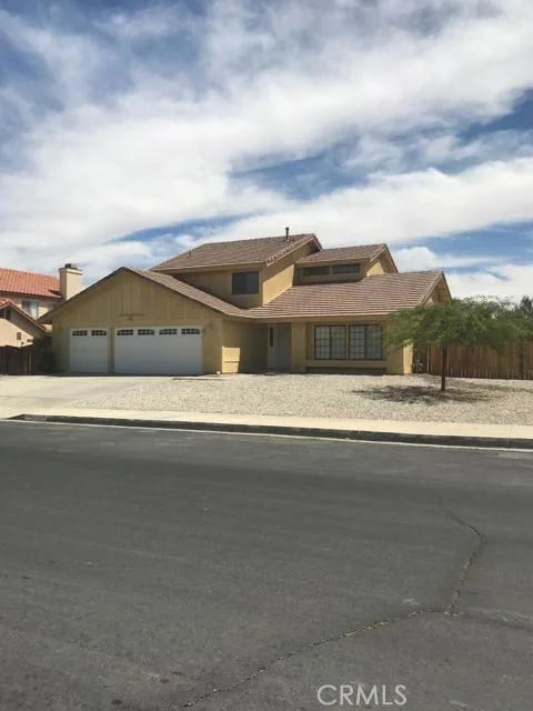 12527 Jade, Victorville, CA 92392