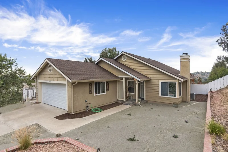 9128 Berkview Lane, Spring Valley, CA 91977