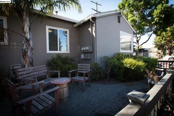 6230 Shattuck Ave, Oakland, CA 94609-1237