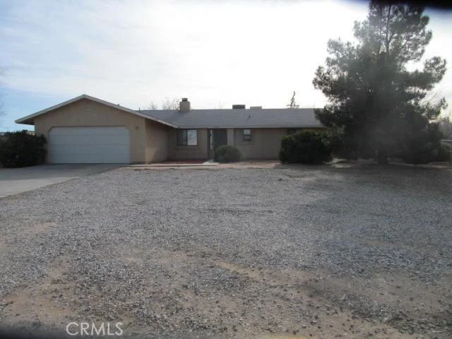 19031 Vine, Hesperia, CA 92345