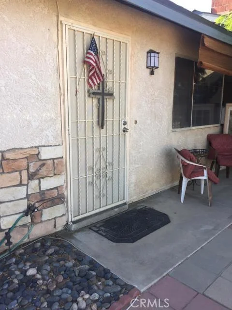 11608 4th, Hesperia, CA 92345