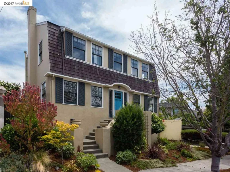 1012 Harvard Road, Oakland, CA 94610
