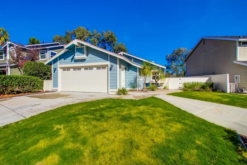 1876 Palisades Dr, Carlsbad, CA 92008