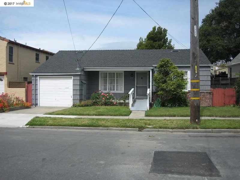 631 28th St, Richmond, CA 94804