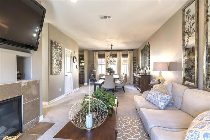1884 Aquamarine Ct #11, Chula Vista, CA 91913