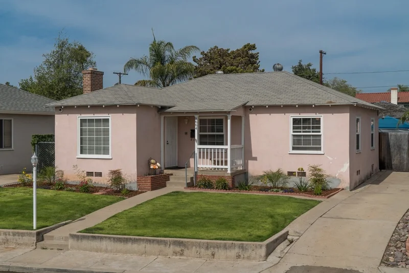 8664 Washington Avenue, La Mesa, CA 91942