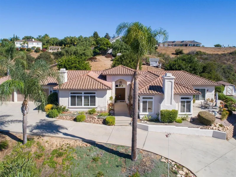 2249 Calle Dos Lomas, Fallbrook, CA 92028