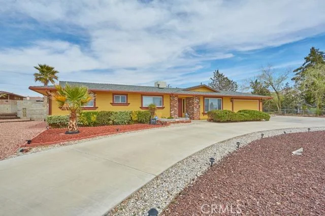 19054 Munsee, Apple Valley, CA 92307
