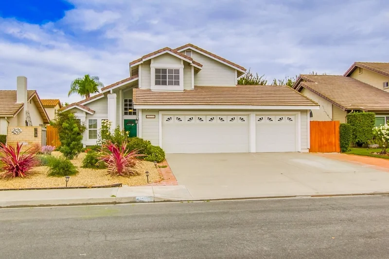 4536 Morro Bay St, Oceanside, CA 92057